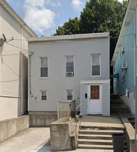 94 Western Ave, Jersey City, NJ, 07307