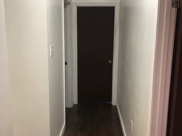 13 W Madison St — Photo 12