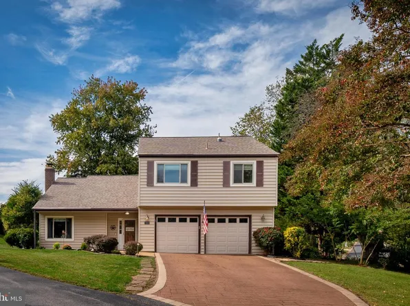 13532 Walnutwood Ln, Germantown, MD 20874