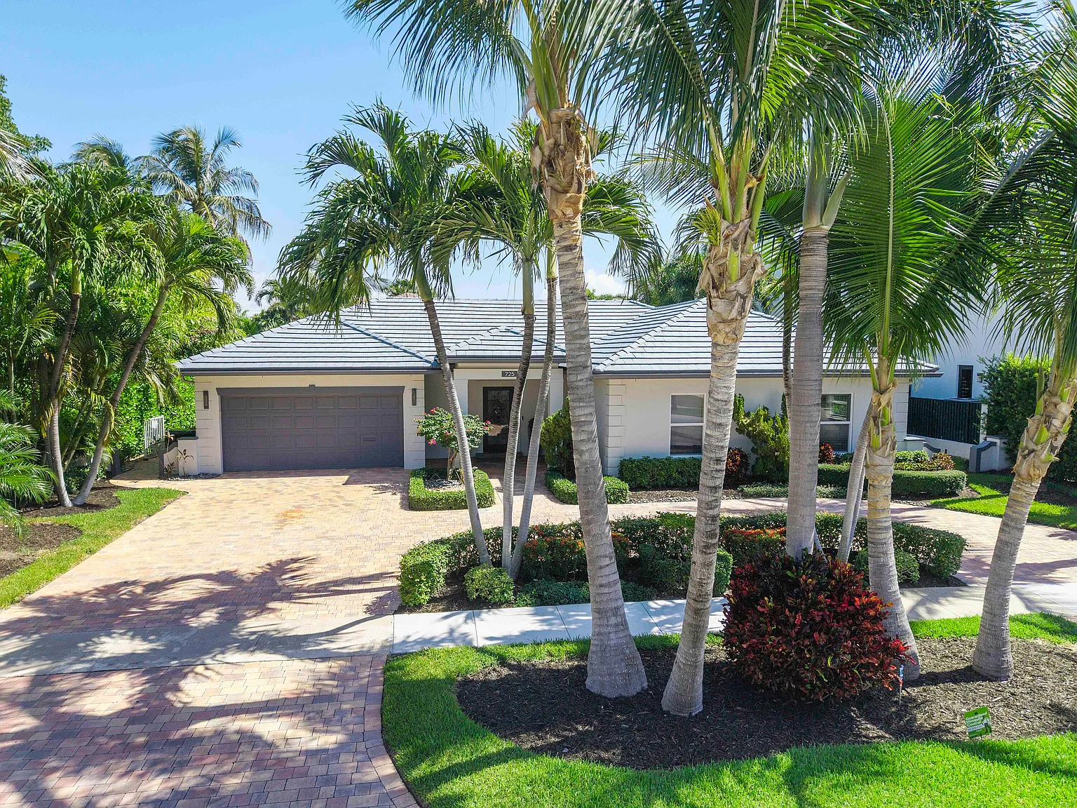 4 bed, 3.0 bath, 2657 sqft, $19,750 — Photo 4