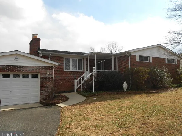 703 Sharps Ct, Fallston, MD 21047