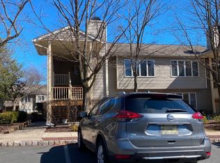 41 Westchester Ter UNIT 11, Annandale, NJ 08801
