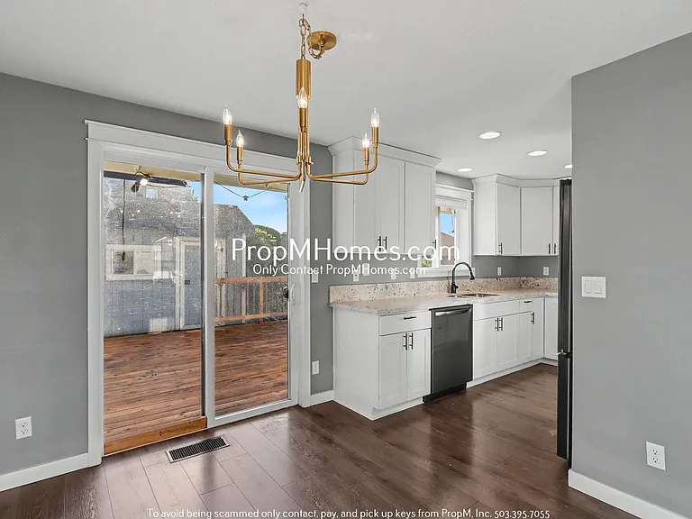 5137 NW 172nd Pl — Photo 5