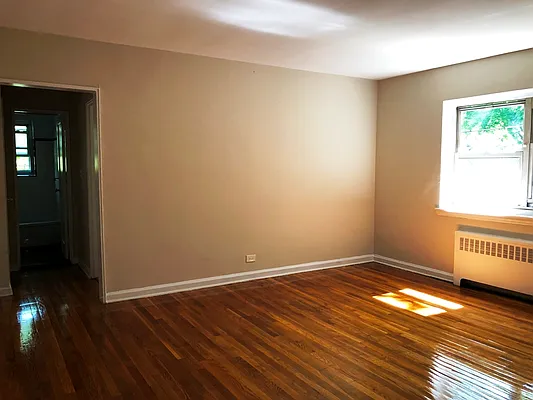 Rented by Prime Realty | media 17