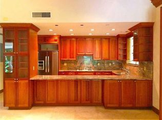 5801 SW 94th St, Pinecrest, FL 33156