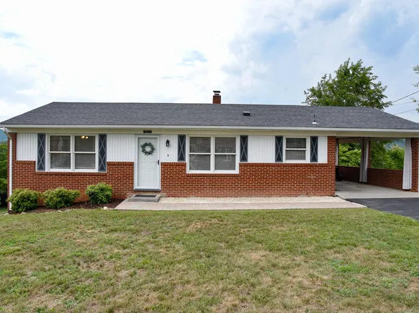 321 Orchard Dr, Daleville, VA 24083