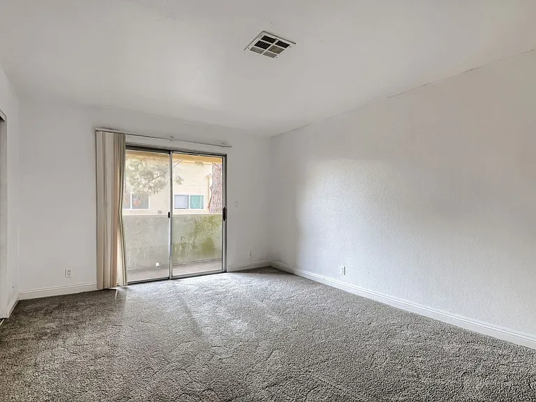 1806 N Decatur Blvd #203 — Photo 11