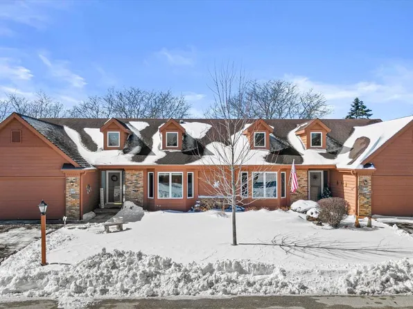 W179N9773 Riversbend CIRCLE WEST West, Germantown, WI 53022