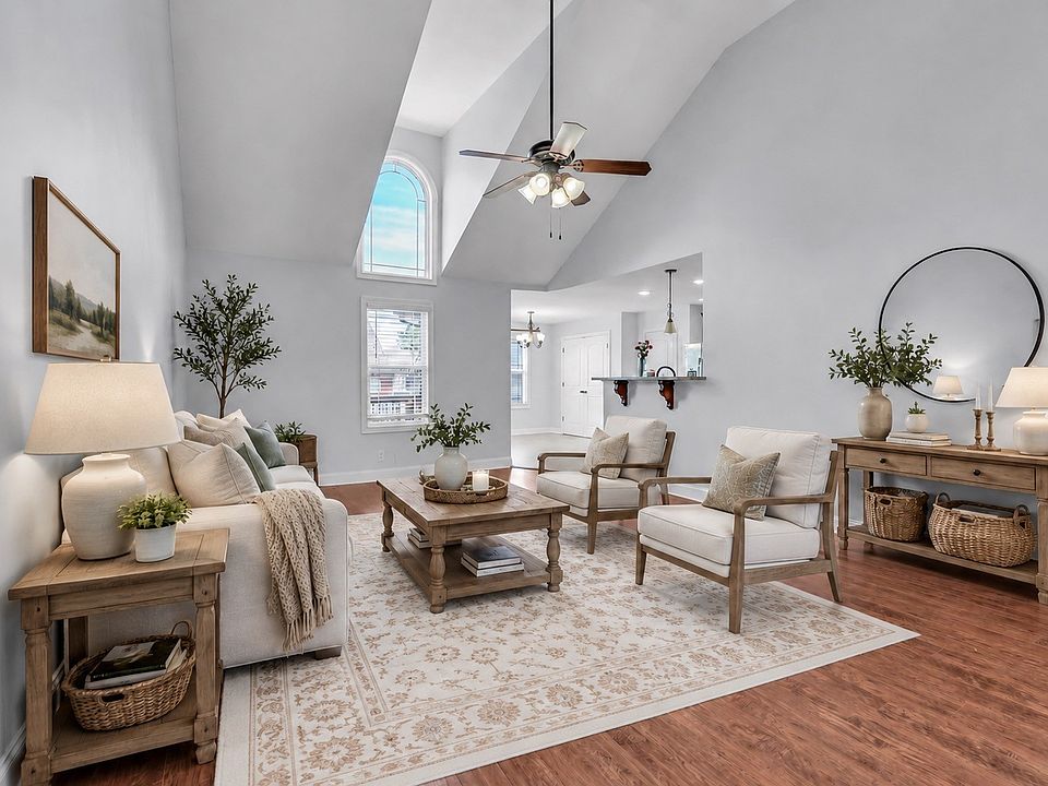 208 Azalea Dr, Oak Grove, KY 42262 | MLS #3500957 | Zillow