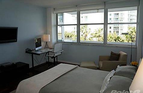 5th image of 20 Island Ave APT 506