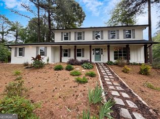 1772 Huntingford Dr, Marietta, GA 30068