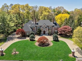 366 E Madison Ave, Cresskill, NJ 07626