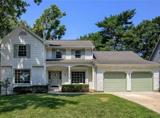 8116 Westgate Dr, Lenexa, KS 66215