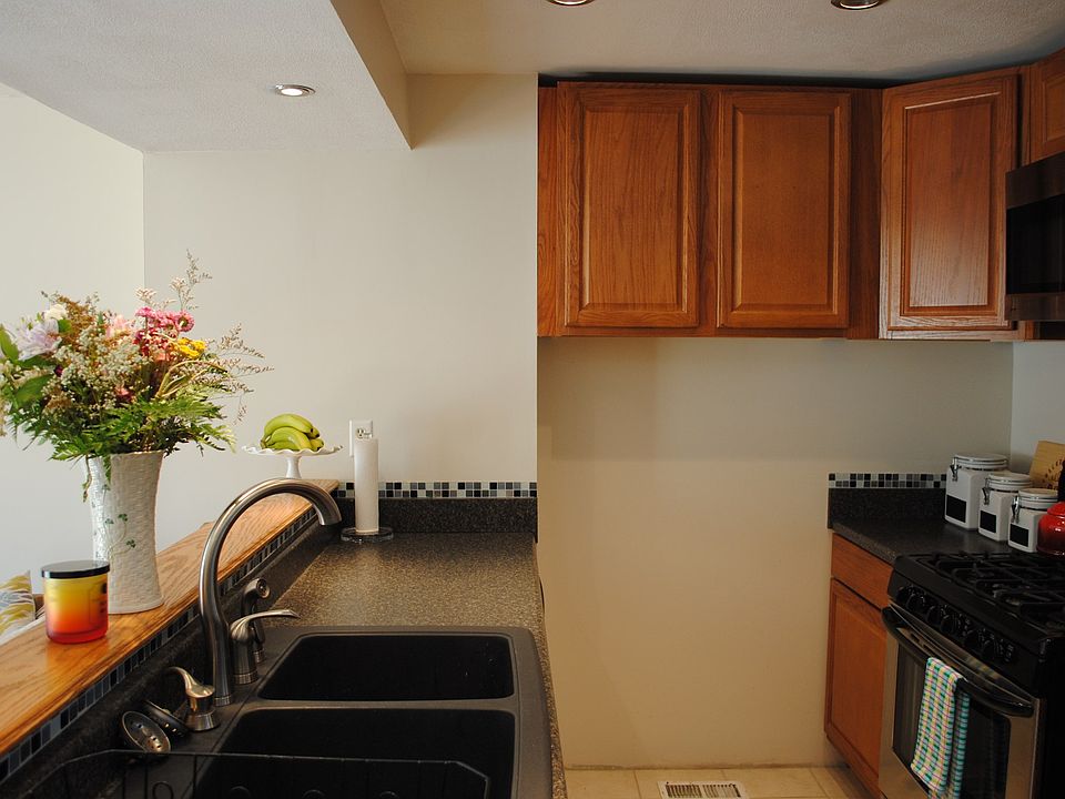 8259 Trevi Ln Clay NY Zillow