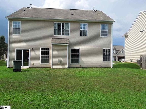 2nd image of 18 Nut Leaf Ln