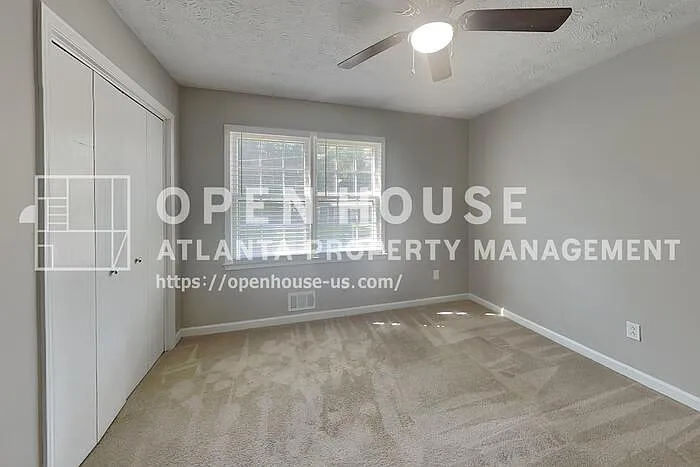 1987 Kelvin Dr — Photo 10
