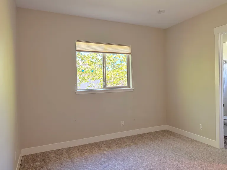 1112 Turquoise Way — Photo 24