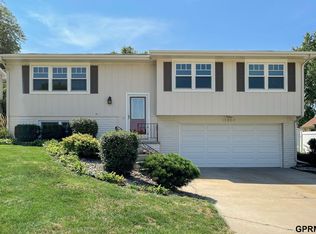 15805 Orchard Ave, Omaha, NE 68135