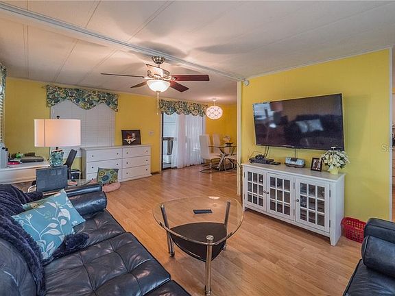 5th image of 31235 Valencia Ave
