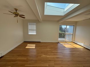 587 E 7th St #2, Boston, MA 02127