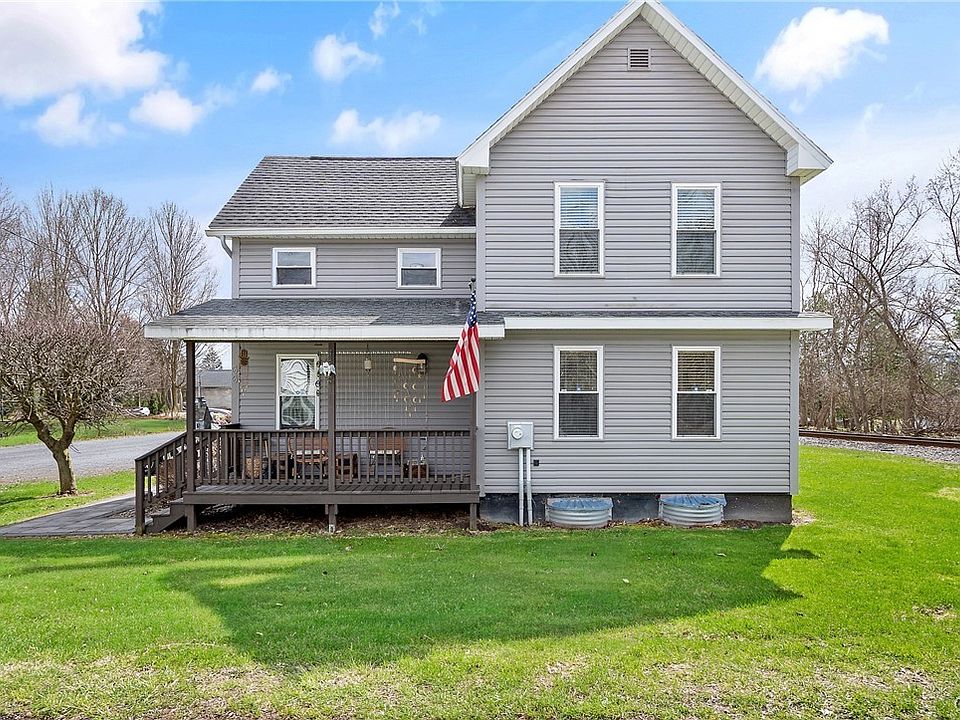 1st image of 66 E Oneida St