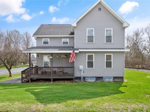 66 E Oneida St, Baldwinsville, NY 13027