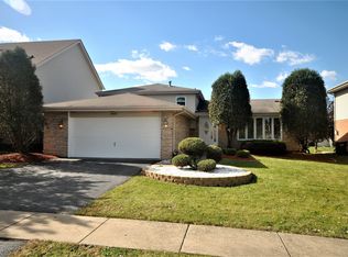 18042 Vista Dr, Country Club Hills, IL