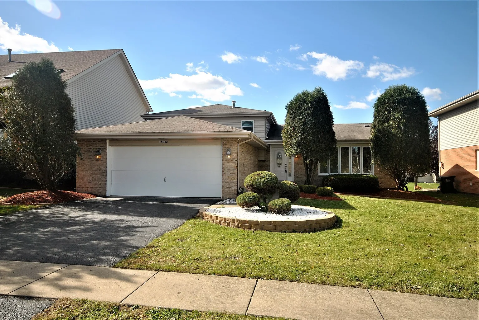 18042 Vista Dr photo 1