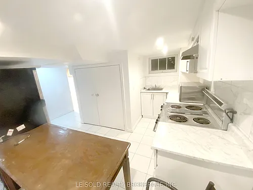 130 Merna Ave #BASEMENT Photo 1