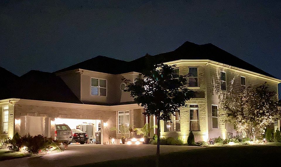 1st image of 1385 Lea Ln