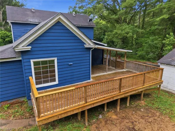 1011 4th St, Eden, NC 27288