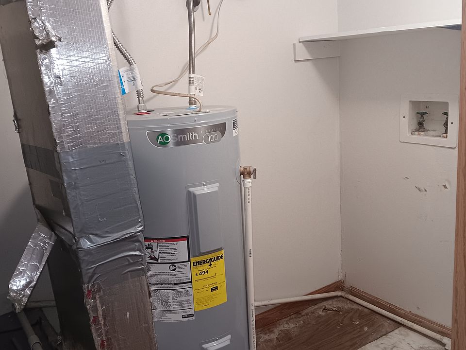 2-Bed MF Laudry Hook-Ups_12152025