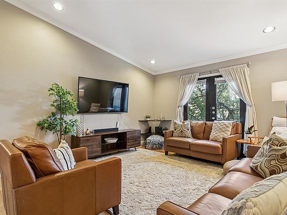 4th image of 7730 Meadow Rd APT 205