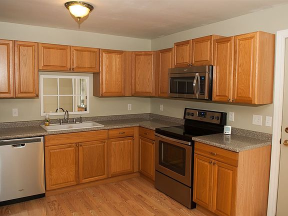 3rd image of 2217 Shasta Dr