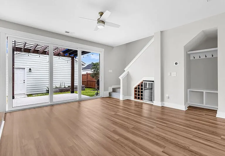 396 Ripple Park Dr — Photo 13