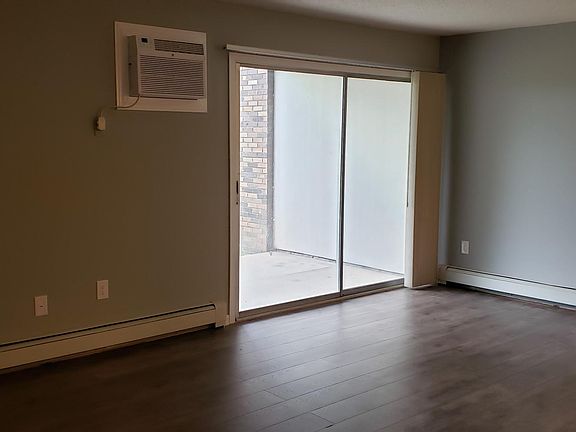 Living Room - New Flooring and Air Conditioning