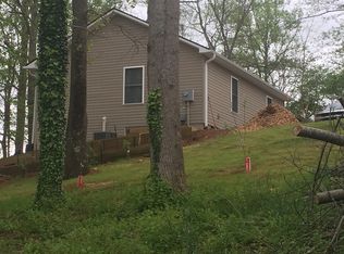 16 Kims Ct, Clyde, NC 28721