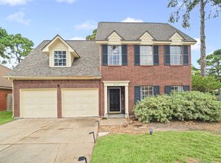8602 Plum Lake Dr, Houston, TX 77095