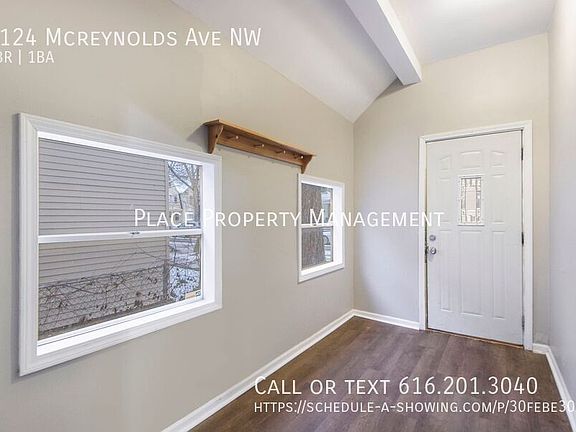 3rd image of 1124 McReynolds Ave NW