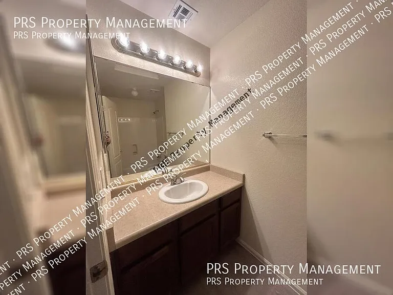 42406 W Sunland Dr — Photo 47