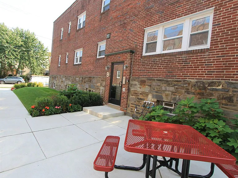 353-357 W Mount Airy Ave — Photo 18