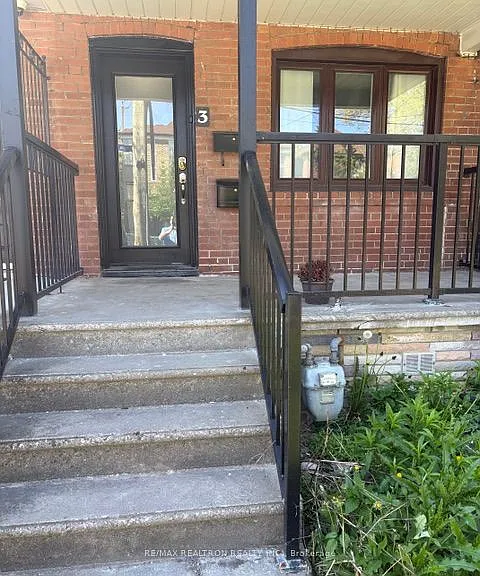 3 Lanark Ave #MAIN — Photo 12