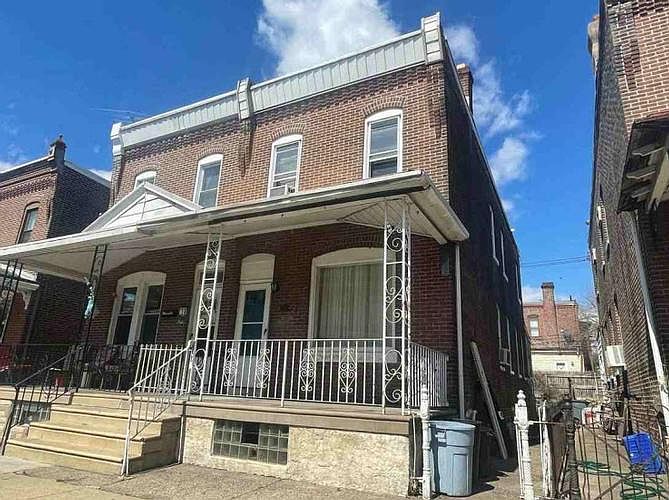 1st image of 6622 Vandike St