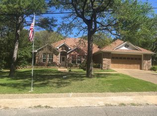 305 Lakeview Dr, Hideaway, TX 75771