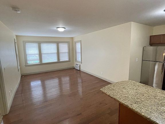 4th image of 1404 E State St #11