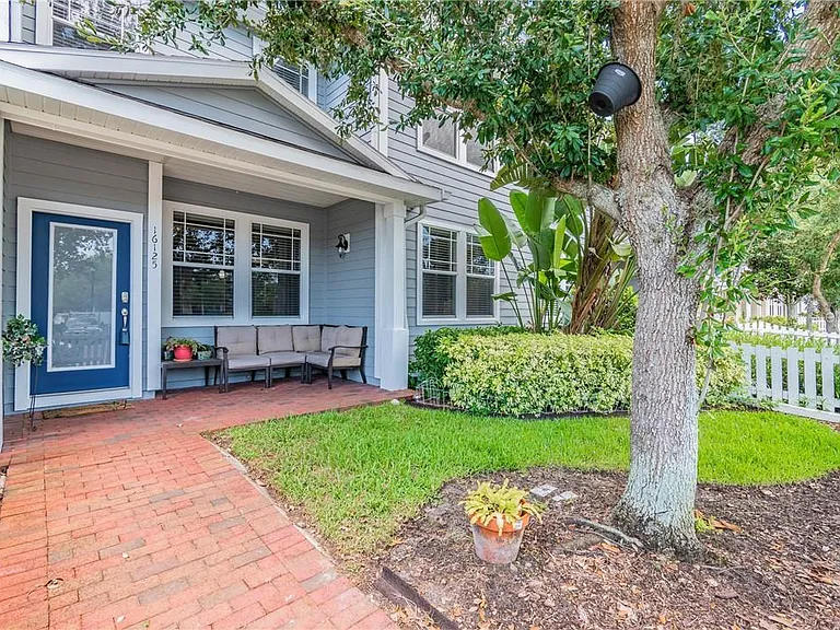 16125 Churchview Dr — Photo 1