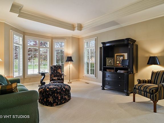 3rd image of 6346 Thackery Ln