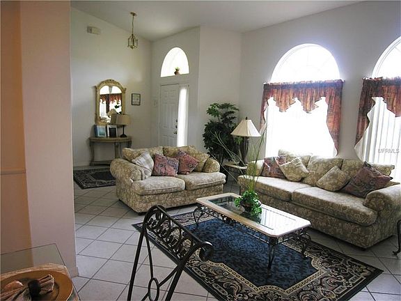 2nd image of 2902 Evans Way