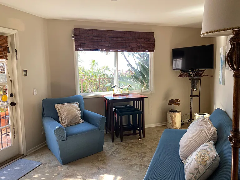 2518 Encina Way #B — Photo 15