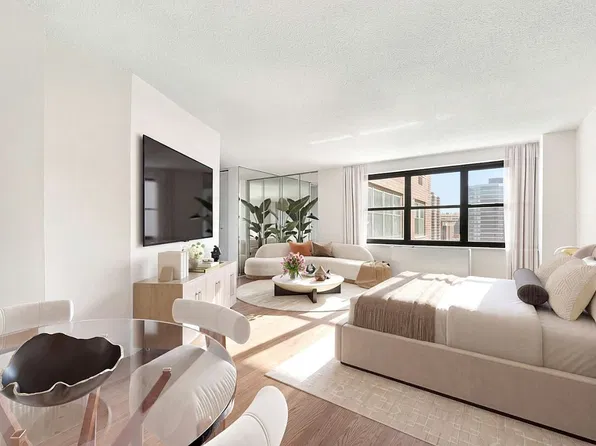 200 E 24th St APT 1801, New York, NY 10010